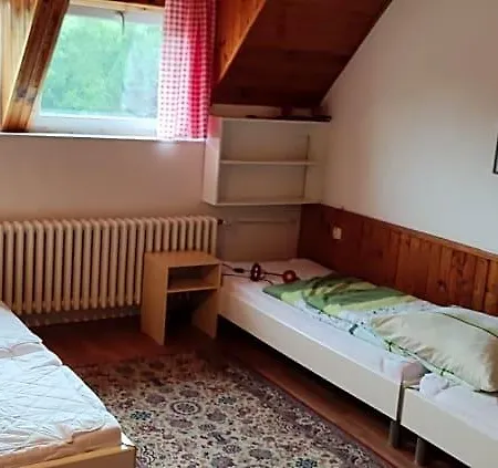 184, Bed And Braekfast 184 3*