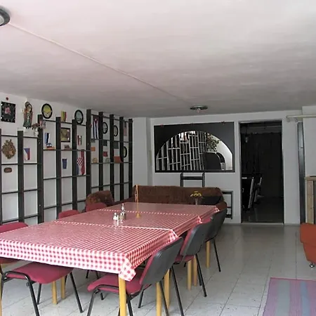 184, Bed And Braekfast 184 Couette-café Stará Lesná