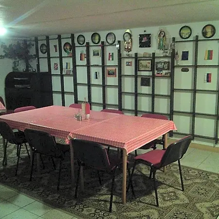 184, Bed And Braekfast 184 Stará Lesná
