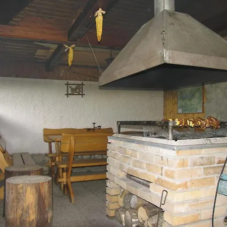 184, Bed And Braekfast 184 3* Stará Lesná