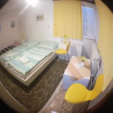 Oda ve Kahvaltı 184, Bed And Braekfast 184 Stará Lesná