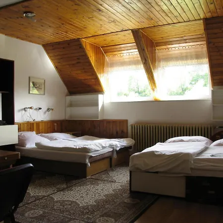 184, Bed And Braekfast 184 * Stara Lesna